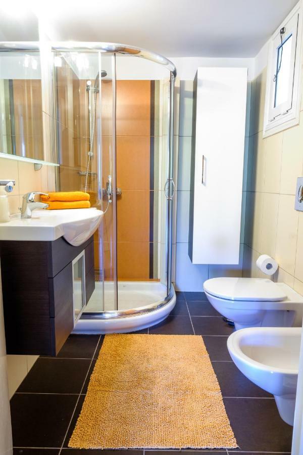Chalandri Home Away Athena Bagian luar foto